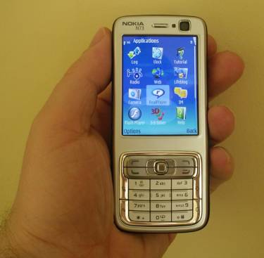 Nokia N73